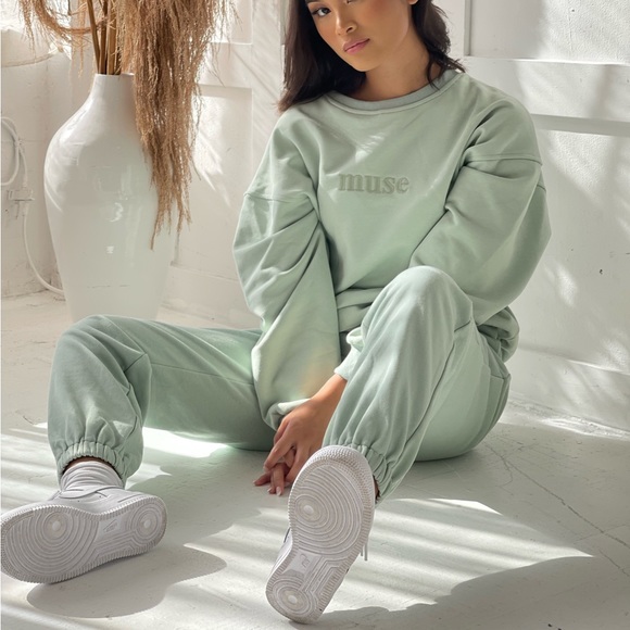 SAGE GREEN SWEATPANTS AND CREWNECK - Picture 1 of 6